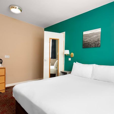 Old Grey Mare Inn By Greene King Inns Kingston upon Hull ภายนอก รูปภาพ