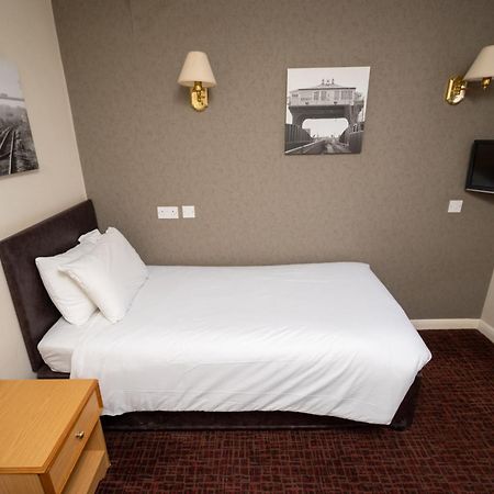 Old Grey Mare Inn By Greene King Inns Kingston upon Hull ภายนอก รูปภาพ