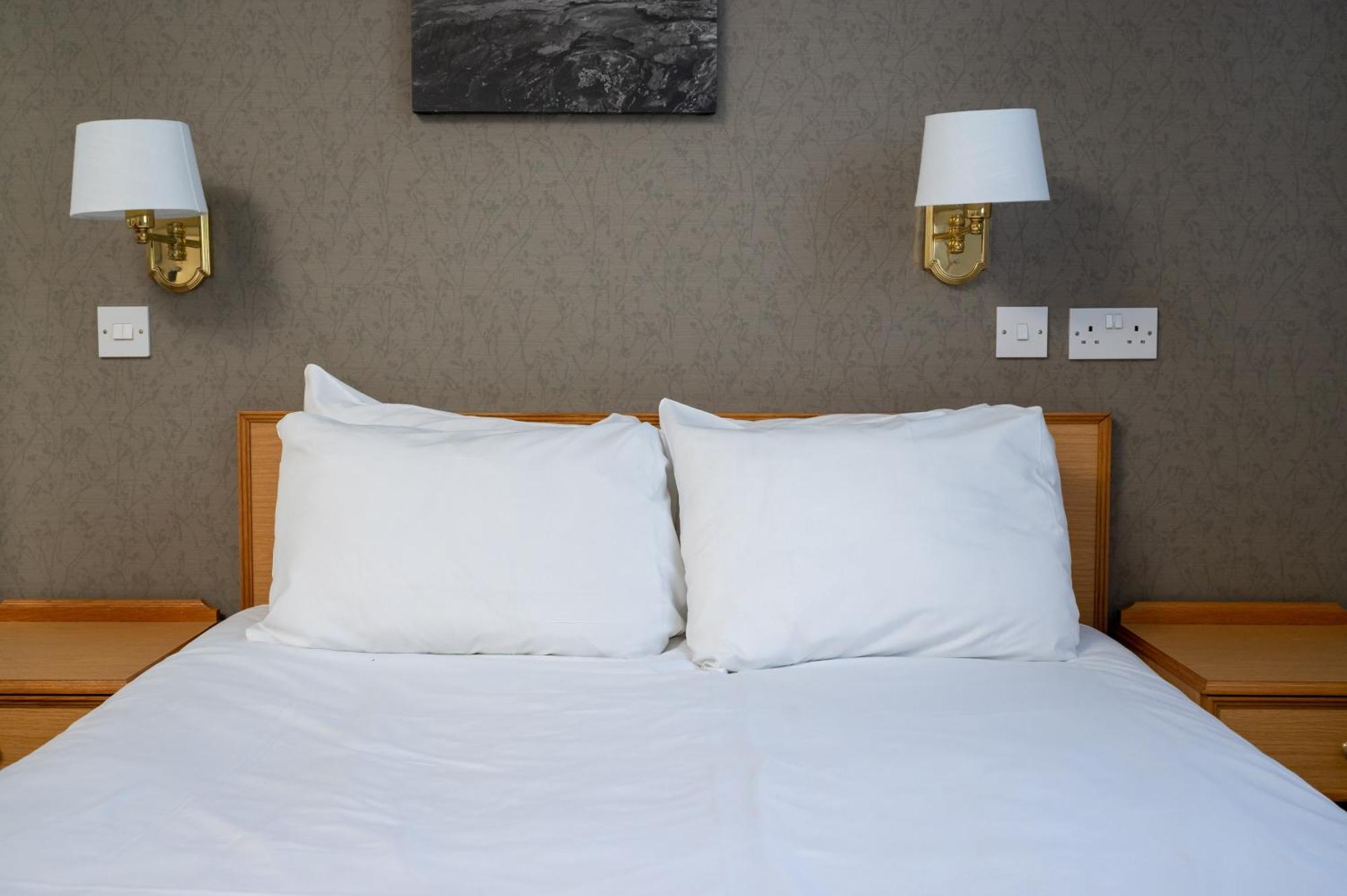 Old Grey Mare Inn By Greene King Inns Kingston upon Hull ภายนอก รูปภาพ