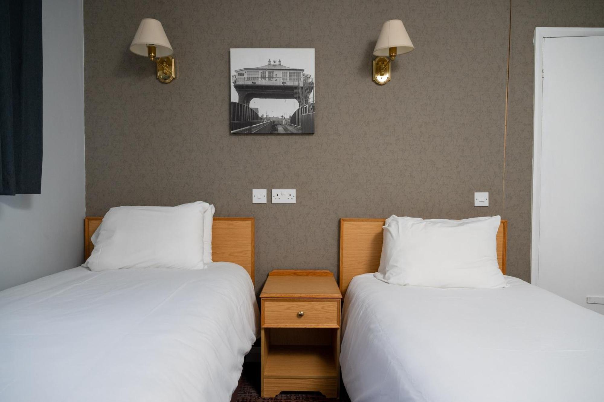 Old Grey Mare Inn By Greene King Inns Kingston upon Hull ภายนอก รูปภาพ