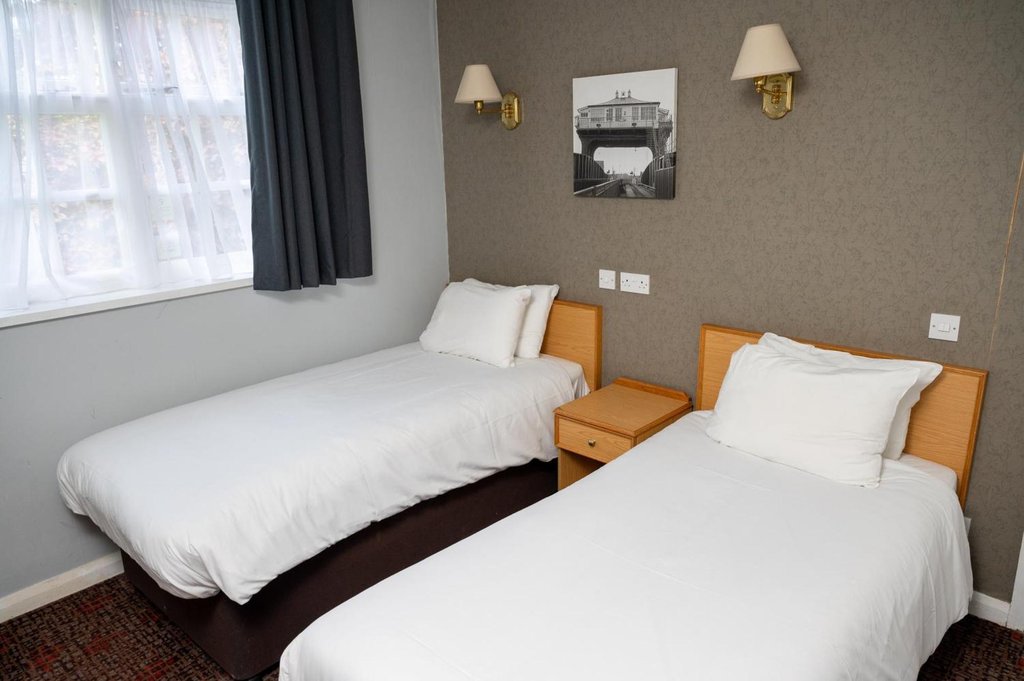Old Grey Mare Inn By Greene King Inns Kingston upon Hull ภายนอก รูปภาพ