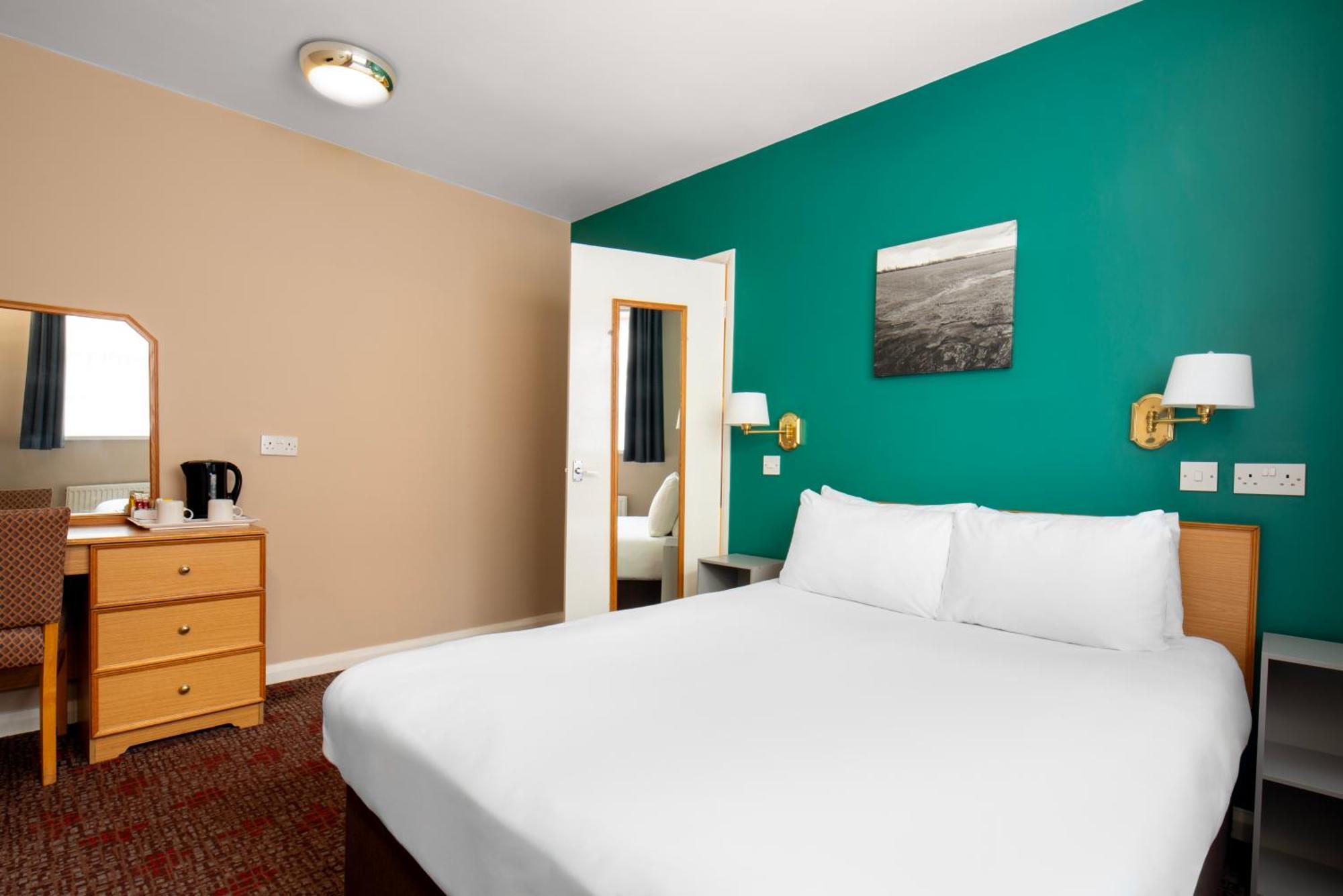 Old Grey Mare Inn By Greene King Inns Kingston upon Hull ภายนอก รูปภาพ
