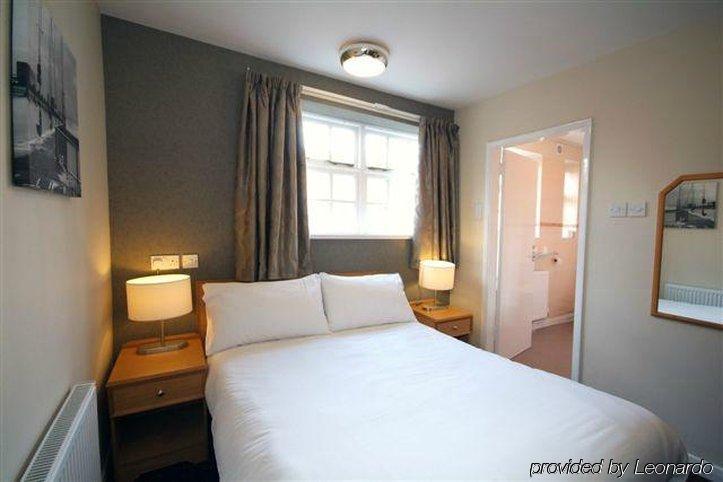 Old Grey Mare Inn By Greene King Inns Kingston upon Hull ภายนอก รูปภาพ